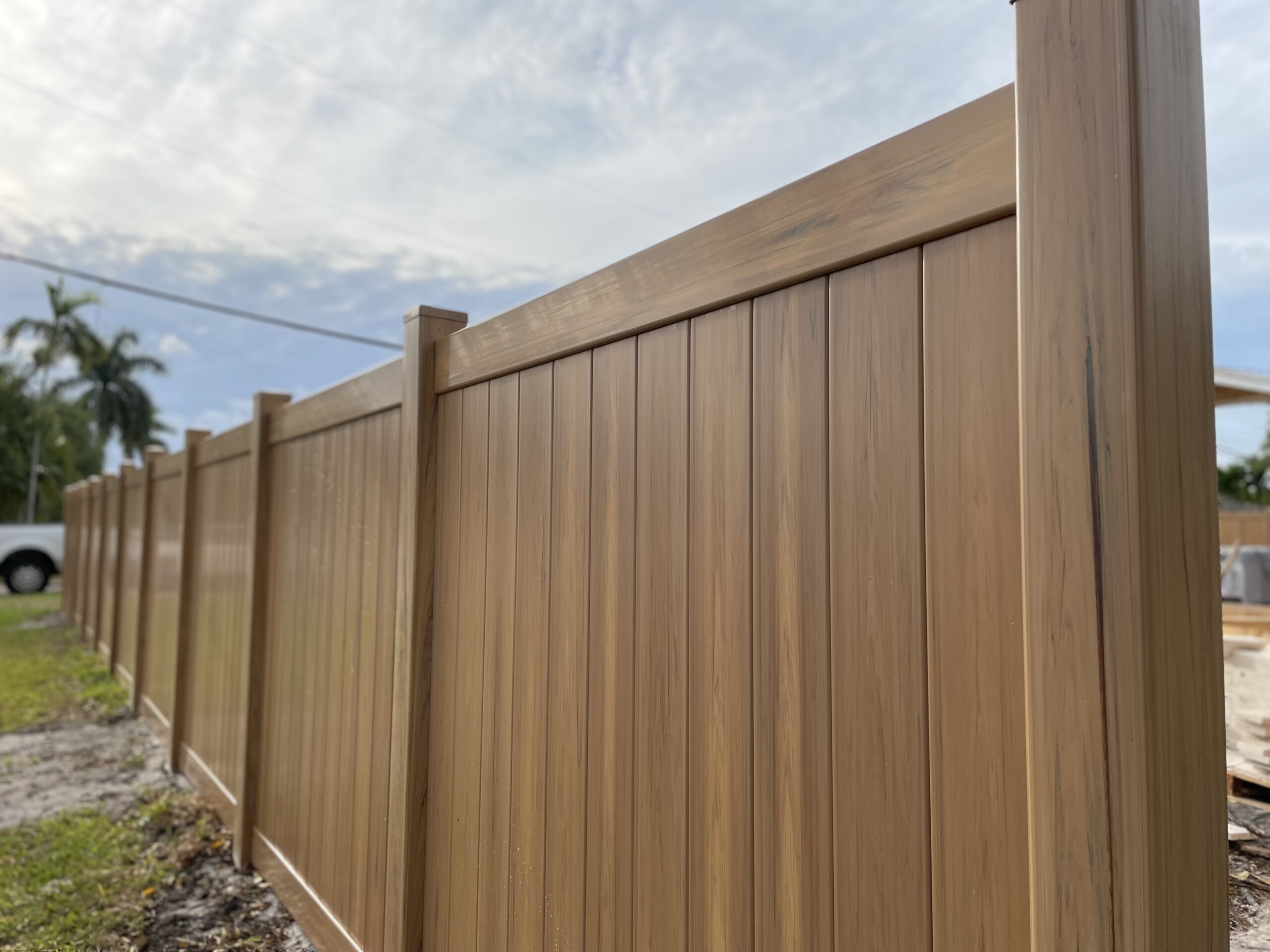 BEST FENCE MATERIALS FOR LONG-TERM DURABILITY AND LOW MAINTENANCE — XL Fencing