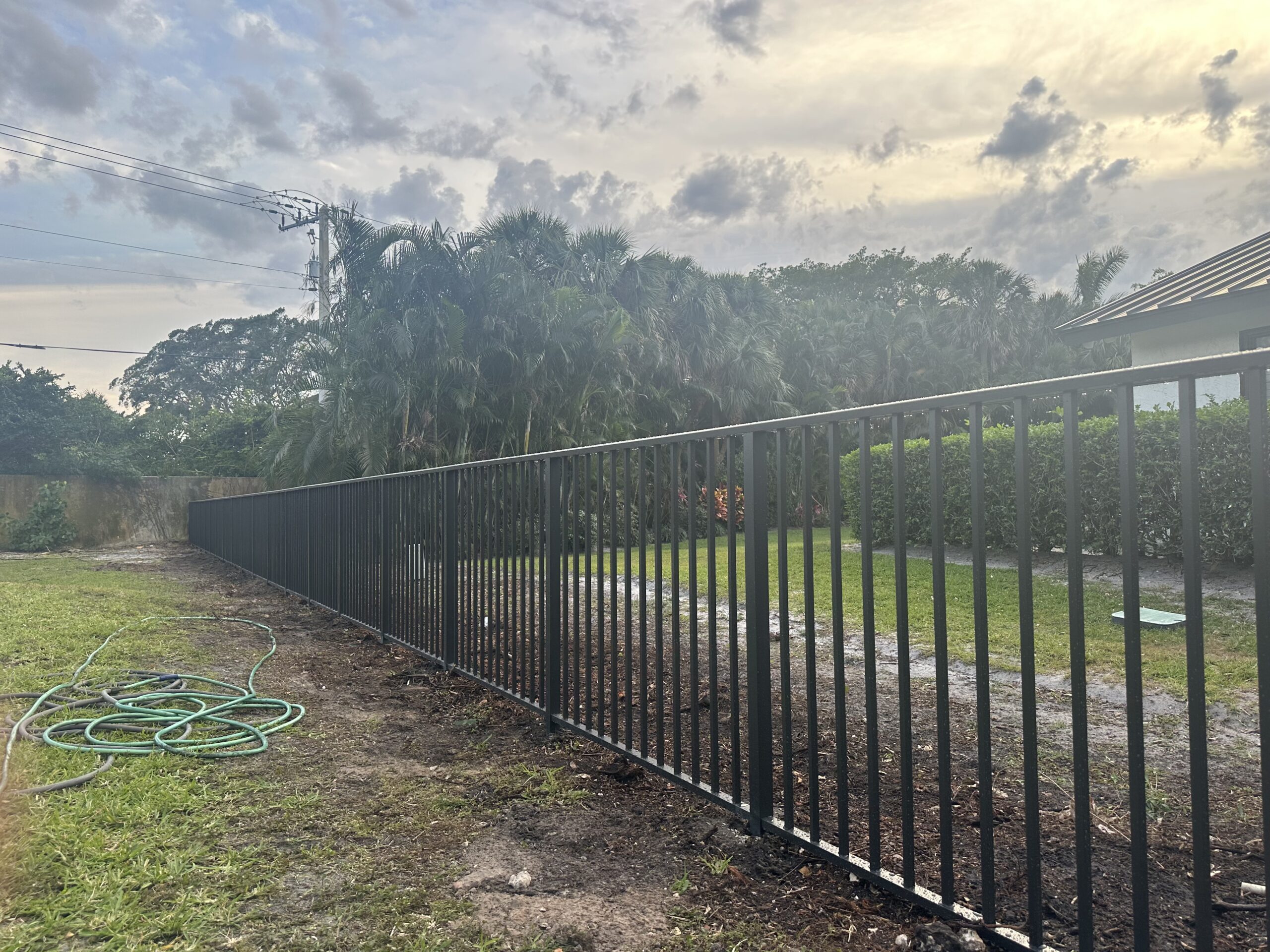 CHEAP VS HIGH-QUALITY ALUMINUM FENCES: THE HIDDEN COSTS BEHIND THE PRICE TAG — XL Fencing