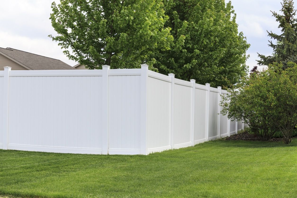 How Long Does A PVC Fence Last? — XL Fencing