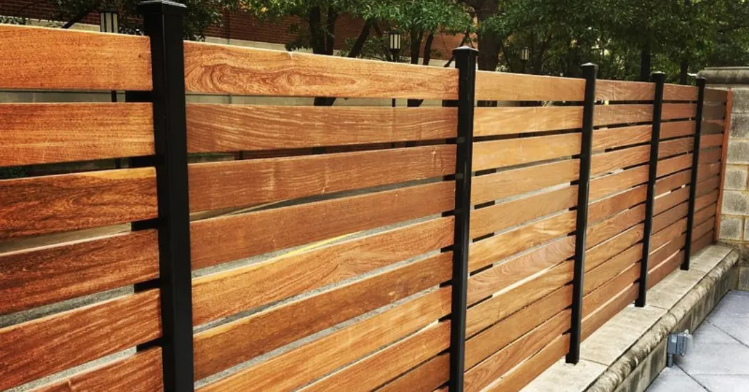 UNDERSTANDING WOOD FENCE PRICING: A COMPREHENSIVE GUIDE TO COSTS, FACTORS, AND SAVINGS TIPS — XL Fencing
