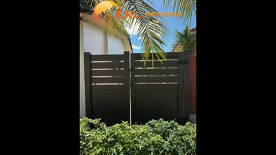 PVC vinyl fence installation time-lapse in South Florida