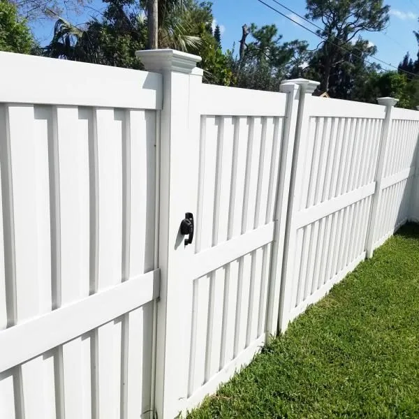 Shadowbox fence with custom gate — Fort Lauderdale, FL